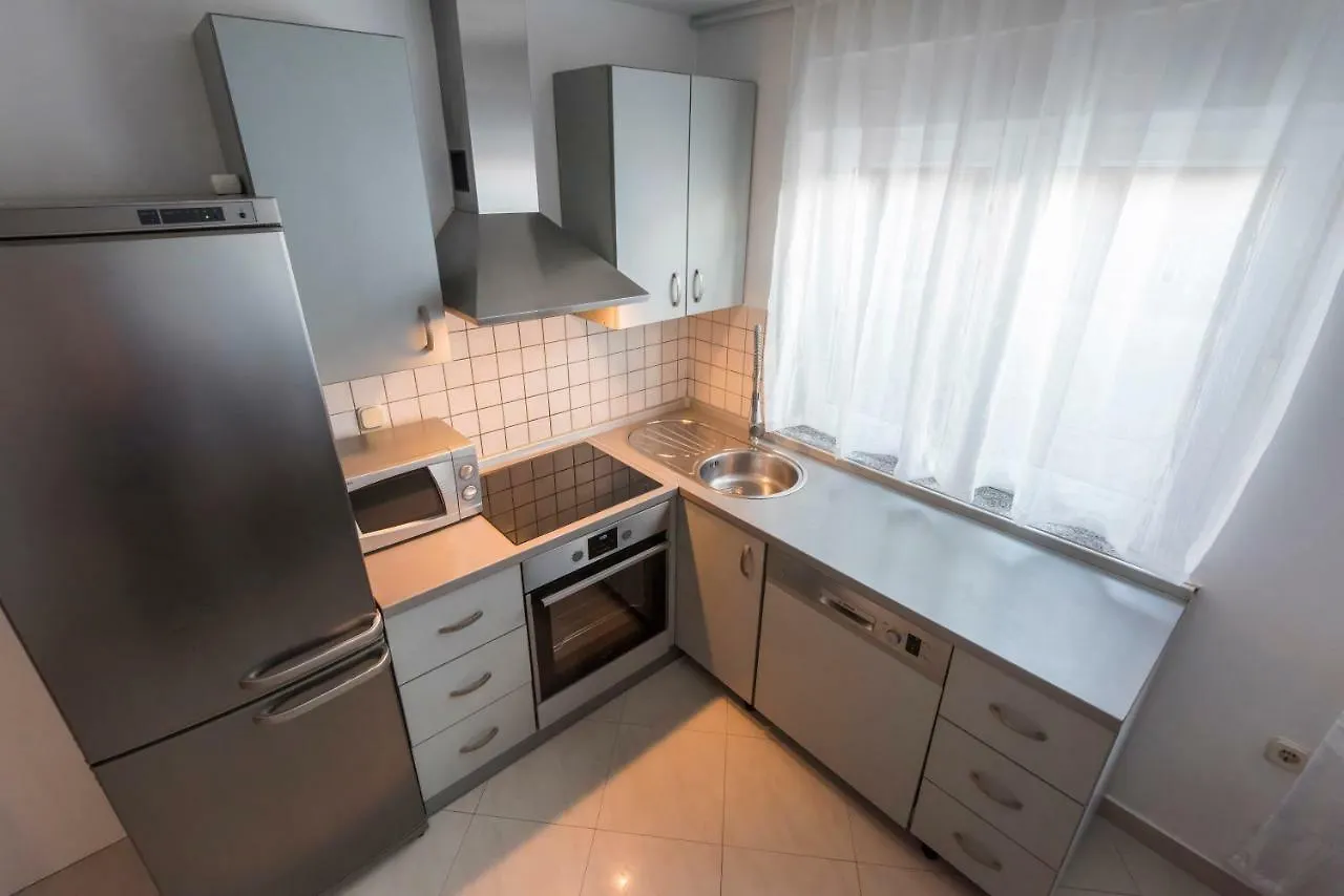 Apartments Dona Bibinje Affittacamere